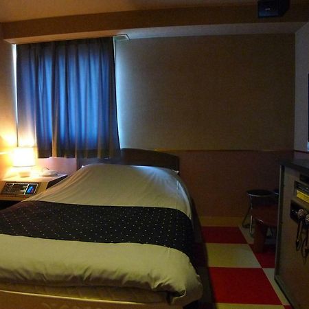 Отель Golf Nirasaki Inter (Adults Only) Экстерьер фото