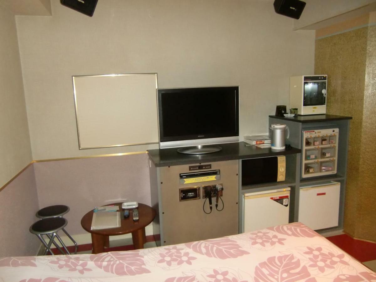 Отель Golf Nirasaki Inter (Adults Only) Экстерьер фото